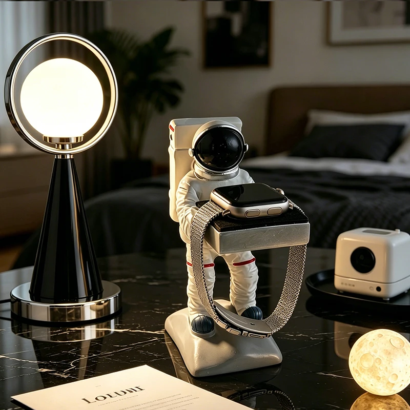 حامل ساعة إبداعي على شكل رائد  - مراجعة Desk Setup Home Office وسعره