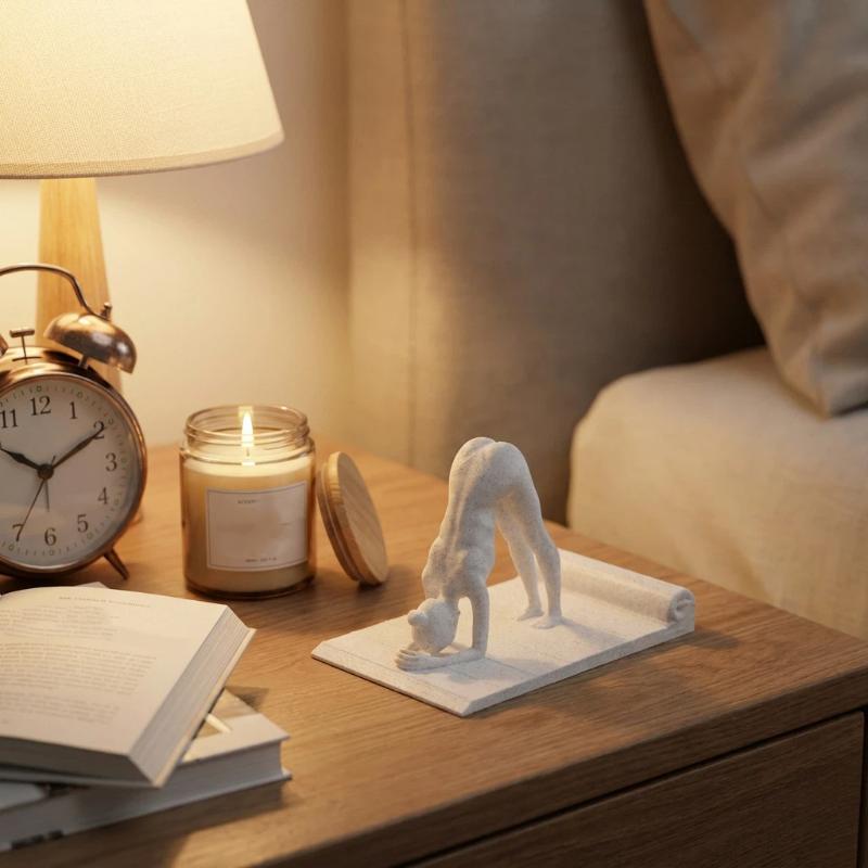حامل هاتف على شكل فتاة تمارس ا - مراجعة Desk Setup Home Office وسعره